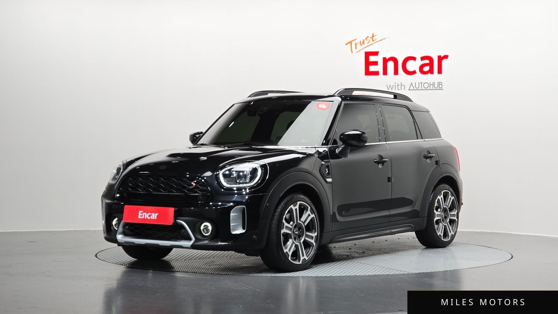 MINI Countryman 2023 — фото 1 из 12
