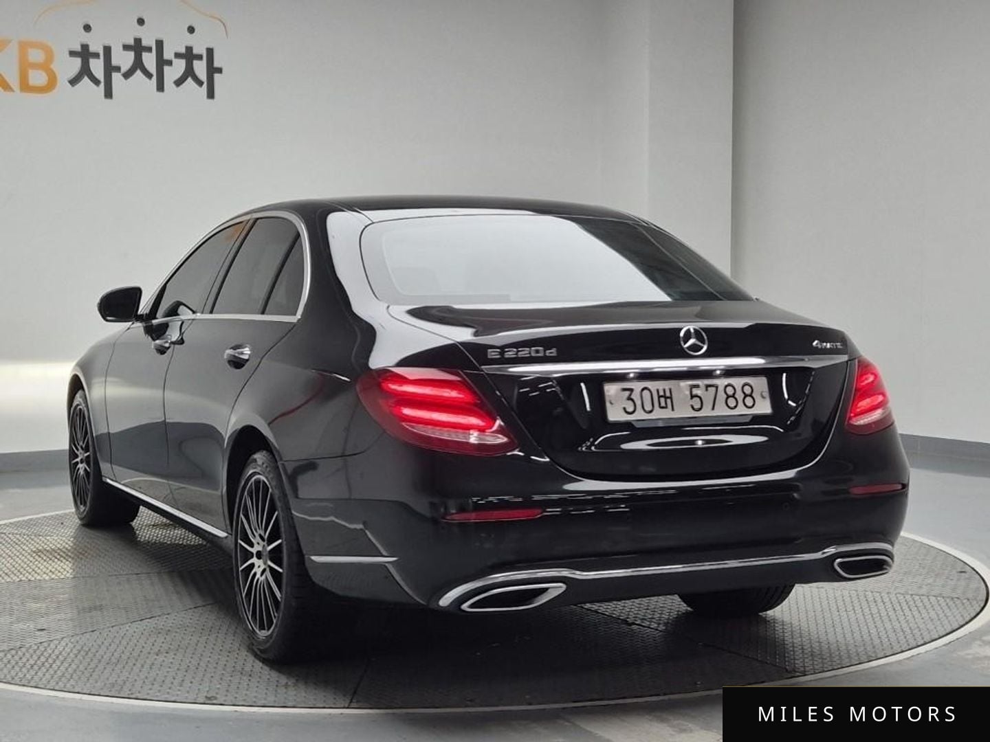 Mercedes-Benz E-Class W213 2018 — миниатюра 3