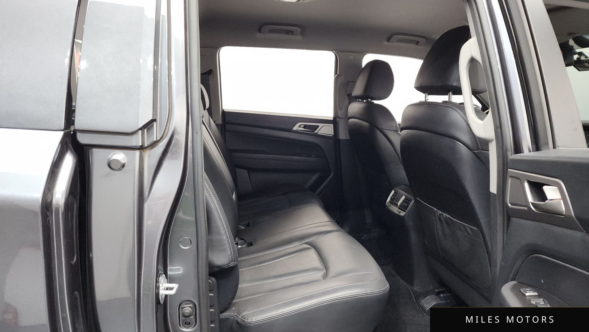 KG Mobility Rexton 2019 — миниатюра 12