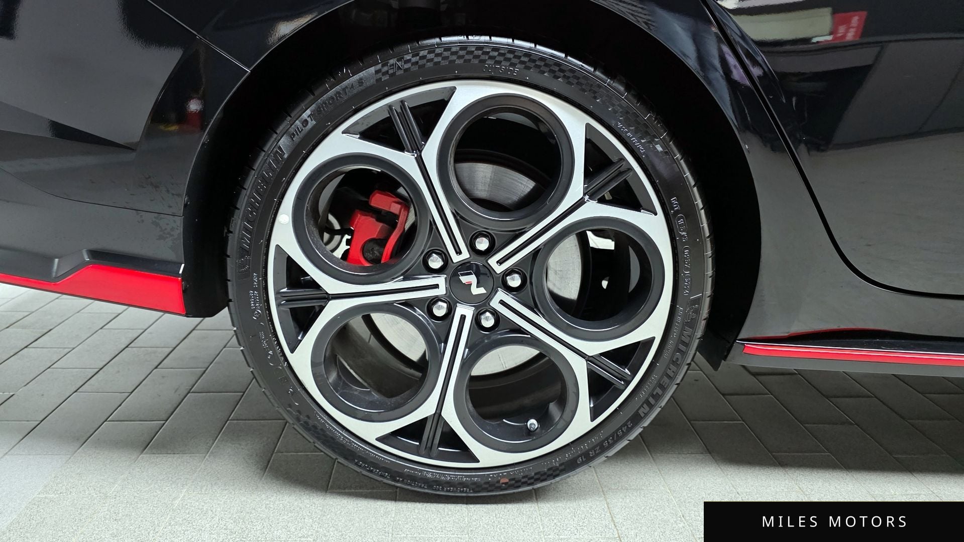 Hyundai AVANTE 2025 — миниатюра 5