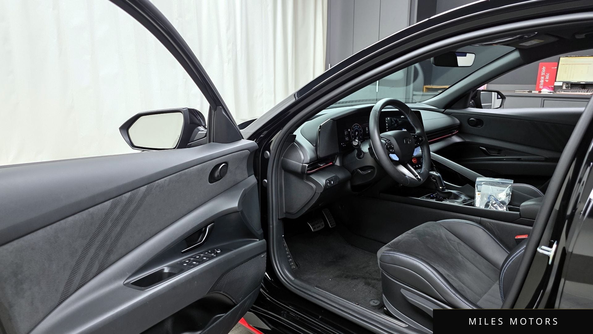 Hyundai AVANTE 2025 — миниатюра 10