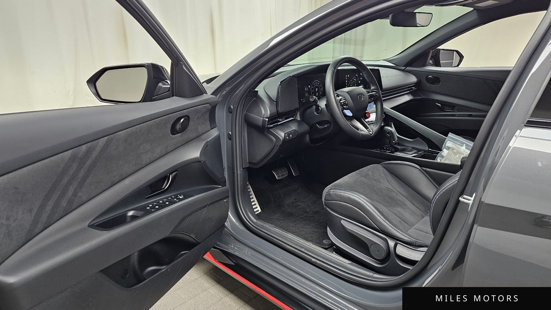 Hyundai AVANTE 2025 — миниатюра 10