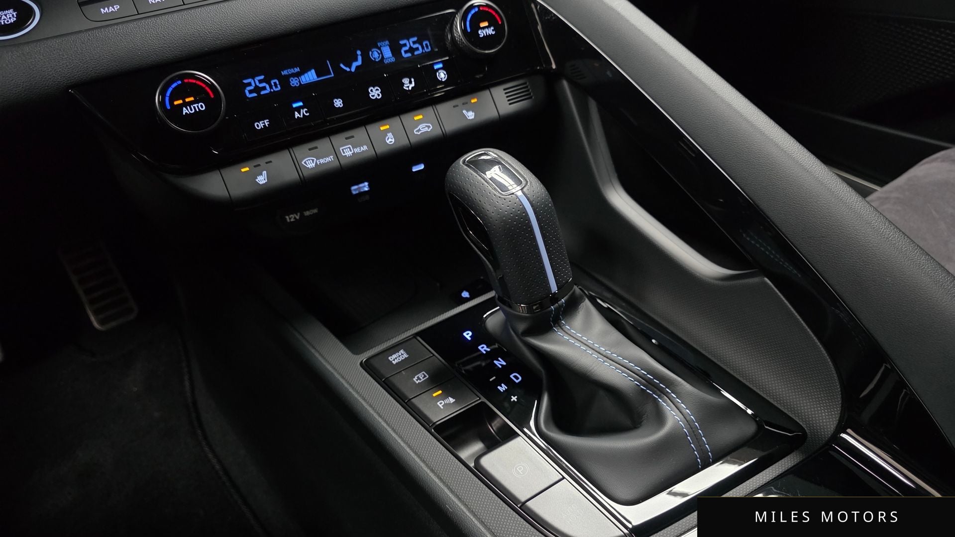 Hyundai AVANTE 2025 — миниатюра 9