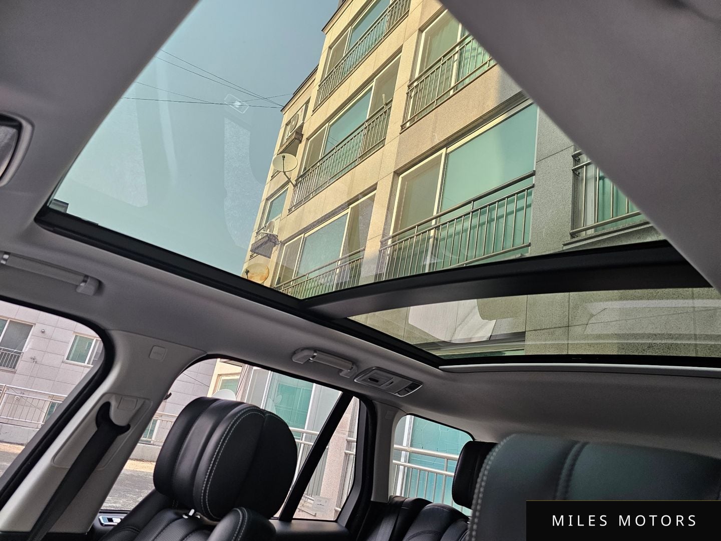 Land Rover 레인지로버 2015 — миниатюра 13