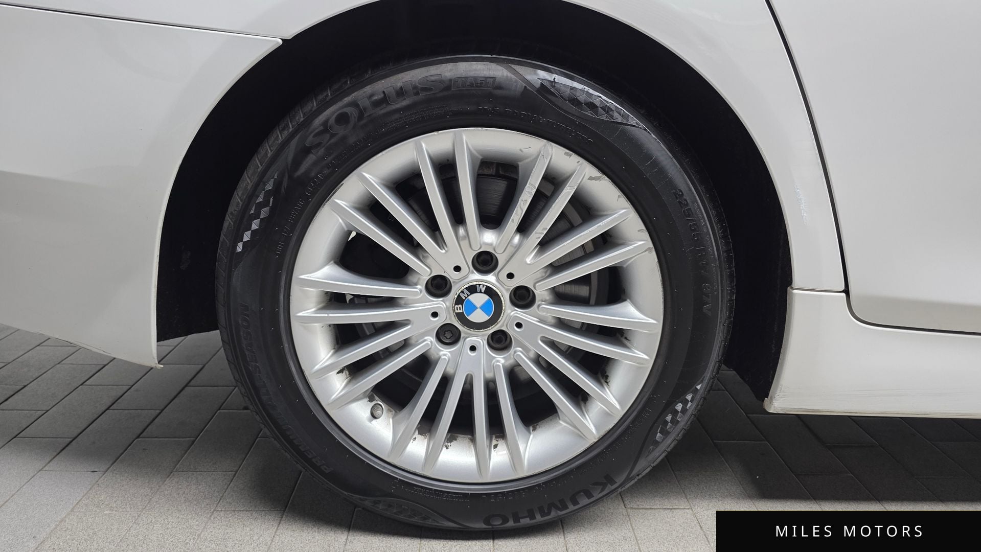 BMW 5 Series (F10) 2014 — миниатюра 5