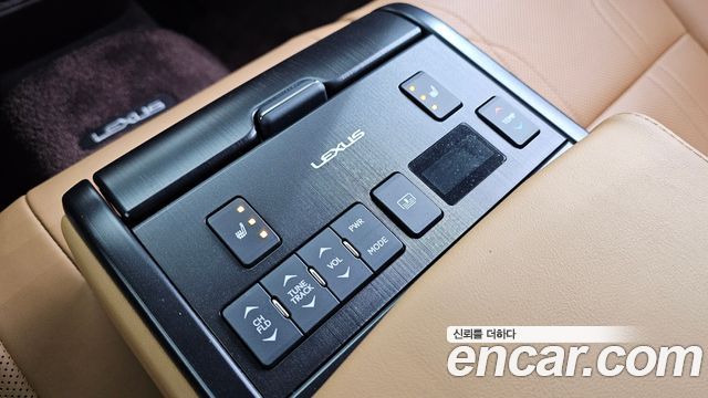 Лексус ES300h 2019 — миниатюра 21