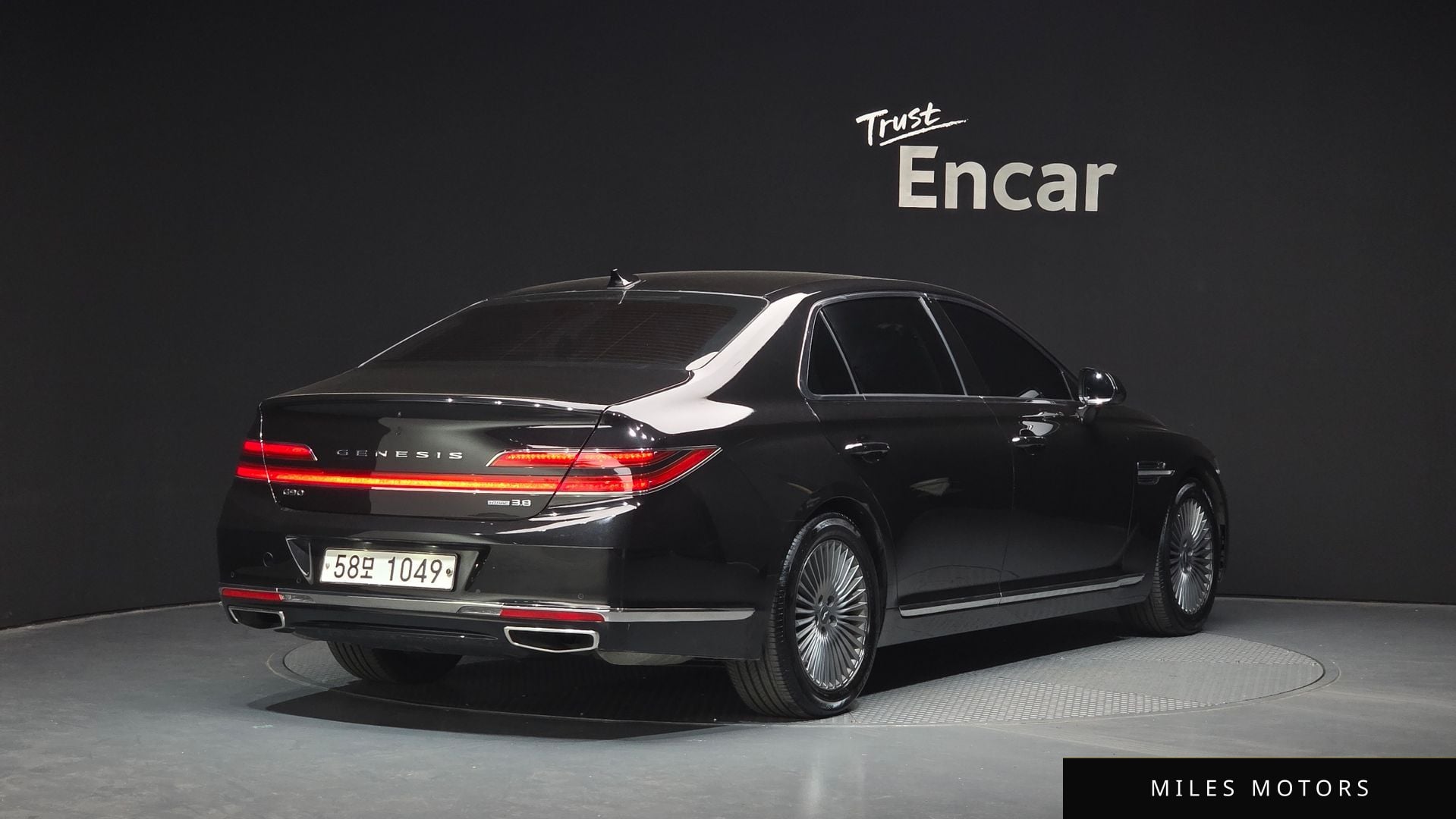 Genesis G90 2019 — миниатюра 2