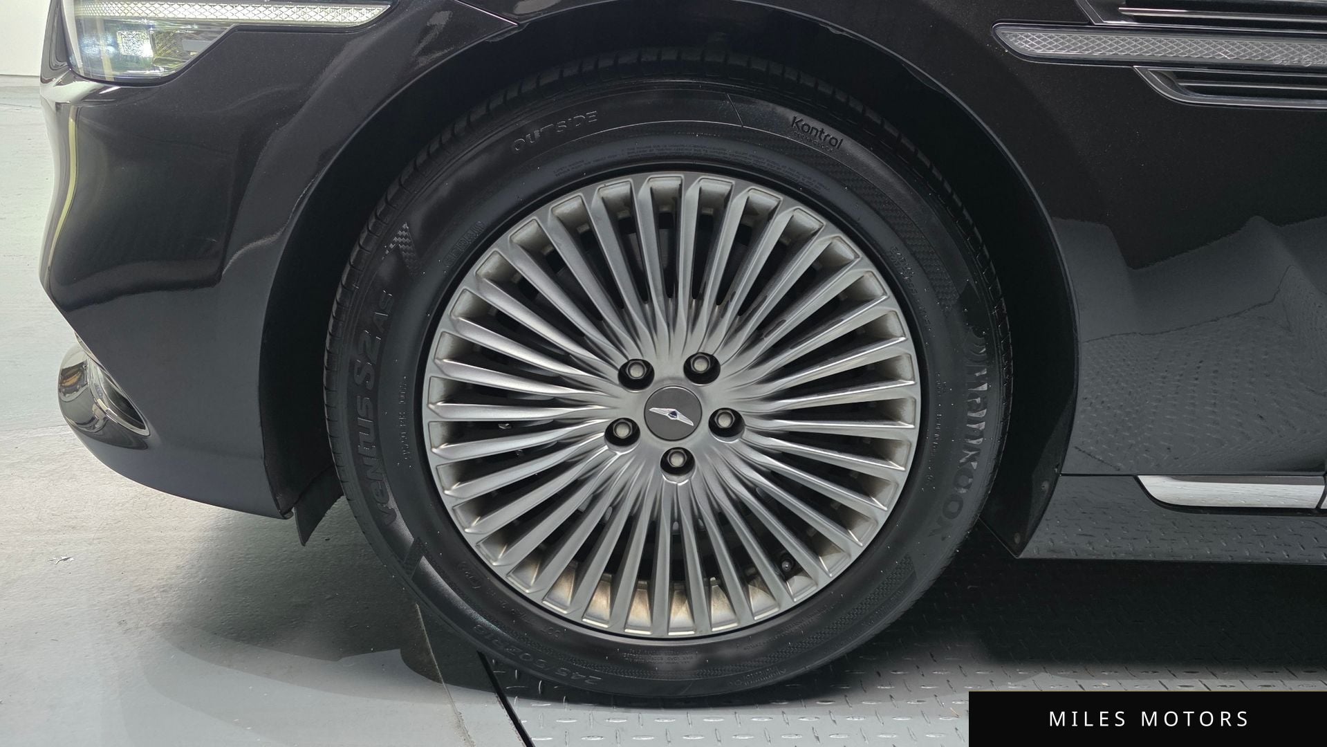 Genesis G90 2019 — миниатюра 5