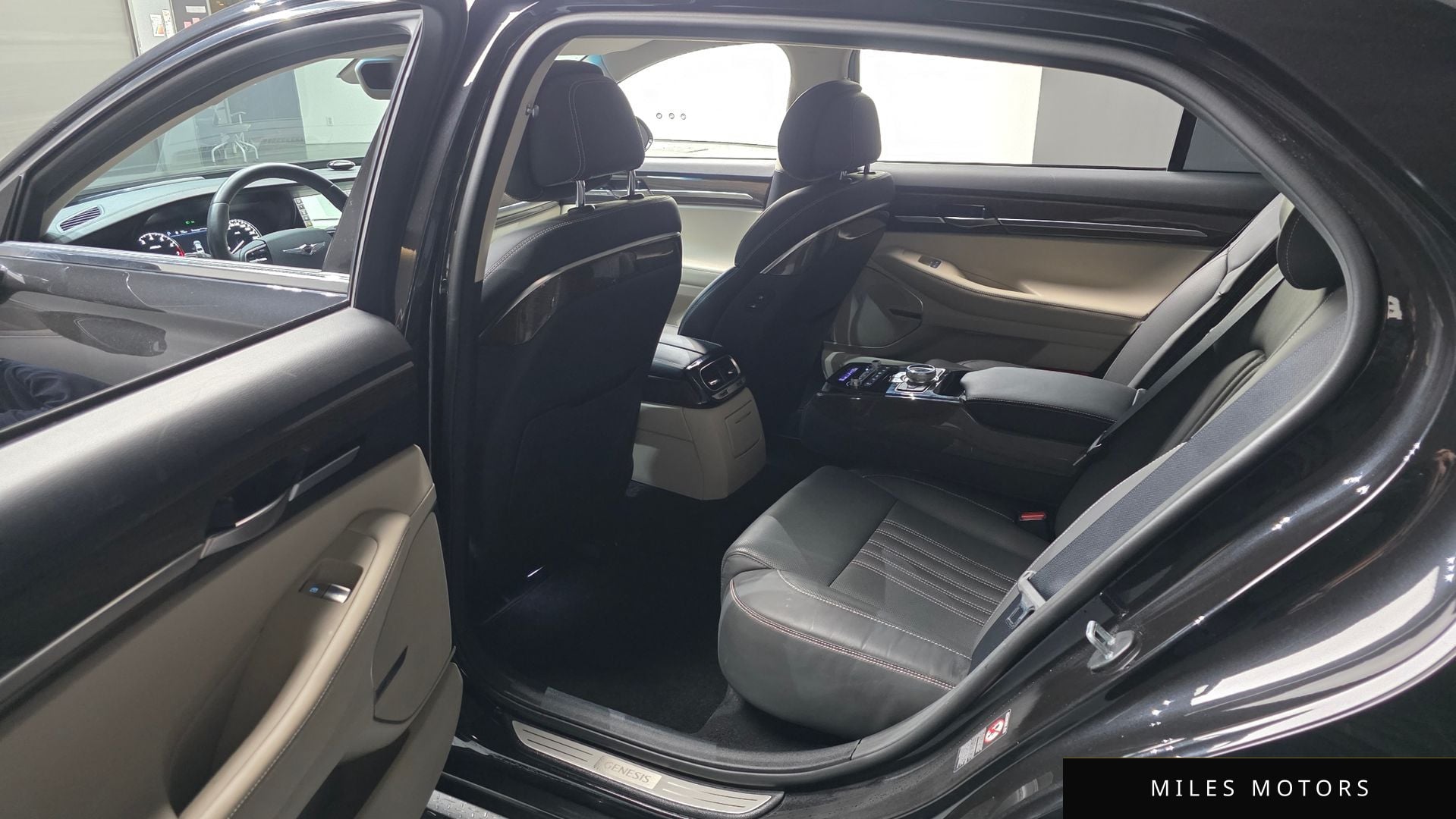 Genesis G90 2019 — миниатюра 11