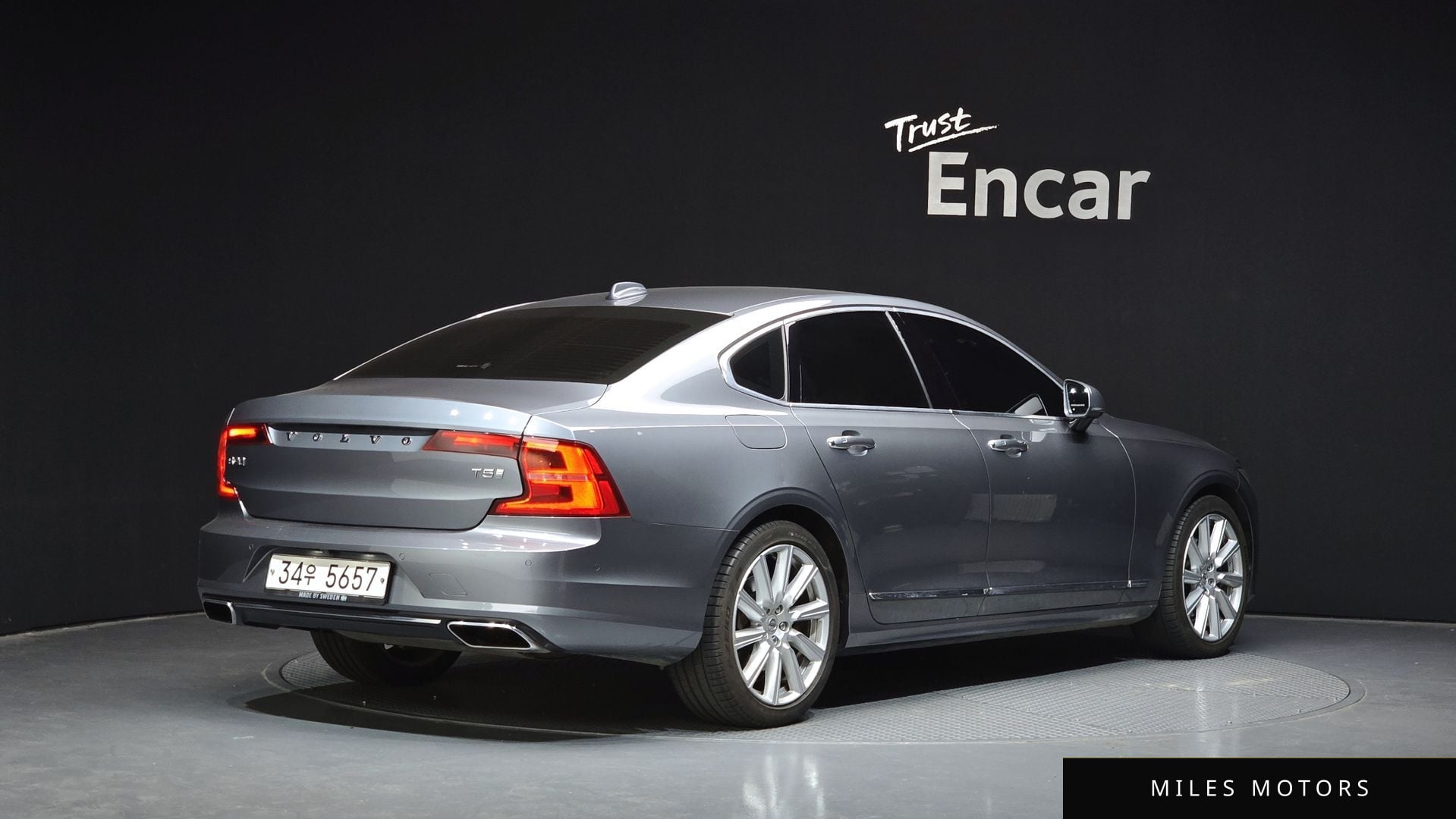 Volvo S90 2019 — миниатюра 2