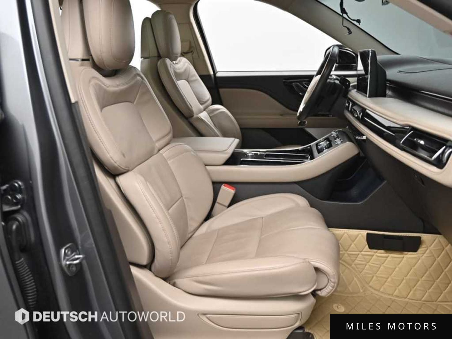 Lincoln Aviator 2021 — миниатюра 10