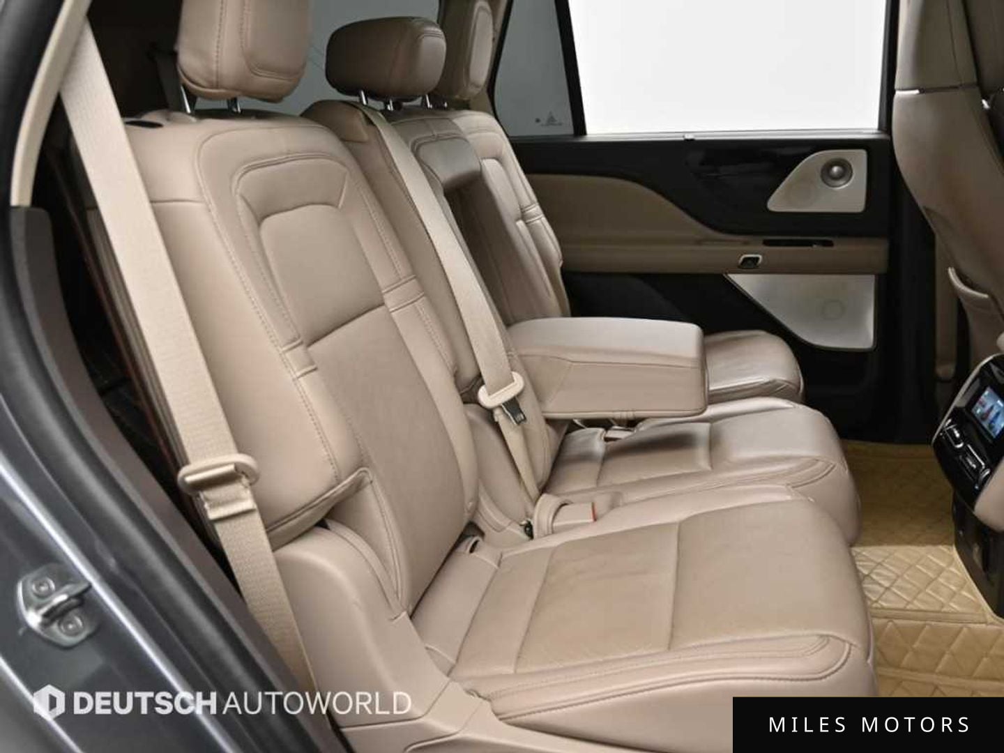 Lincoln Aviator 2021 — миниатюра 12