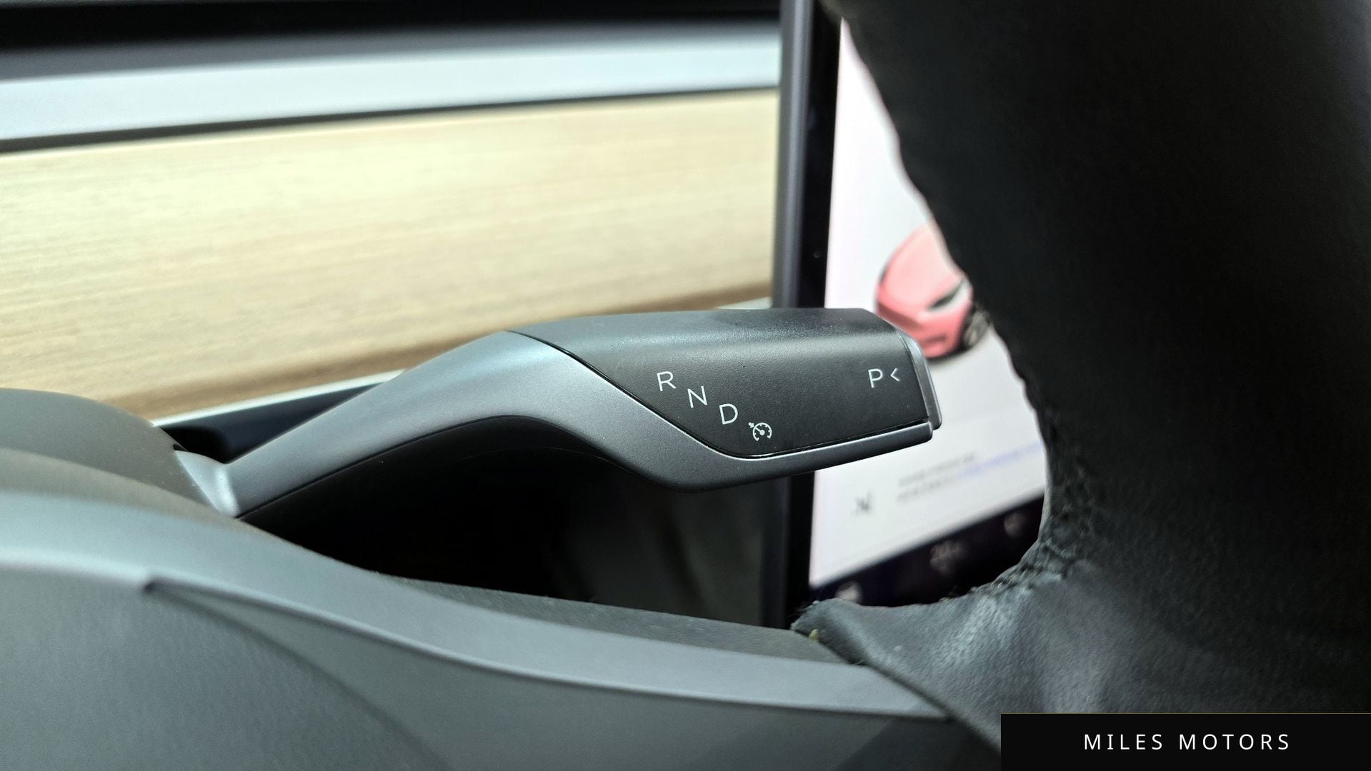Tesla Model Y 2021 — миниатюра 9