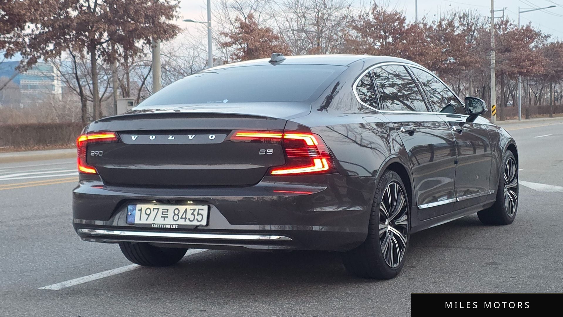Volvo S90 2023 — миниатюра 2