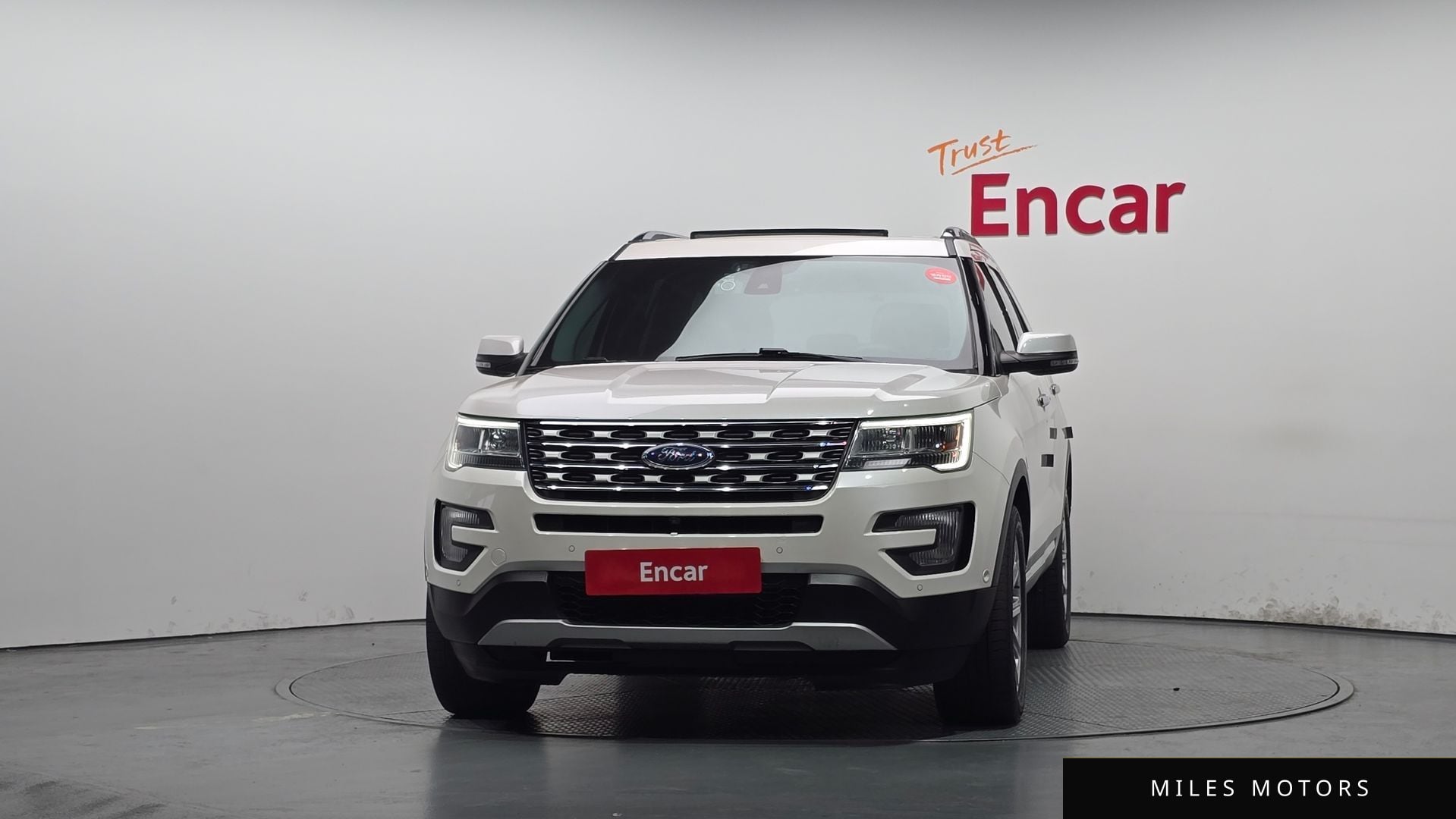 Ford Explorer 2017 — миниатюра 3