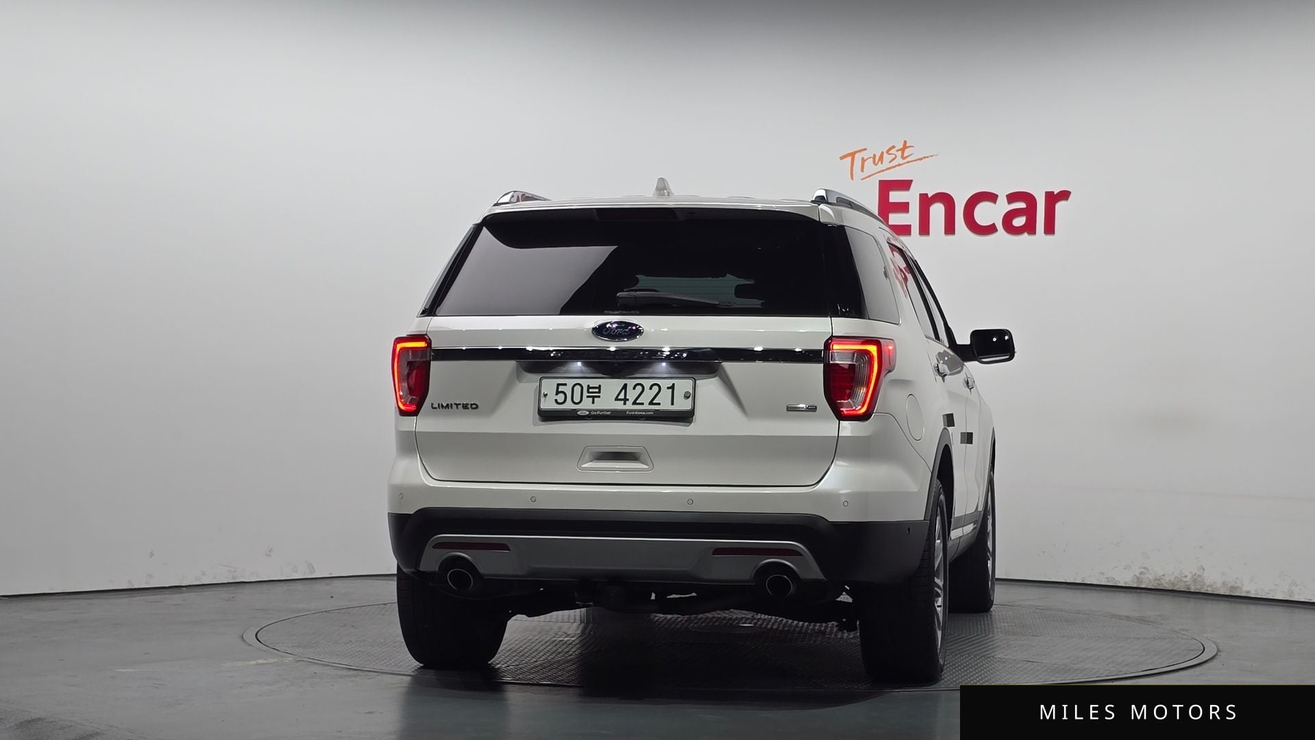 Ford Explorer 2017 — миниатюра 4