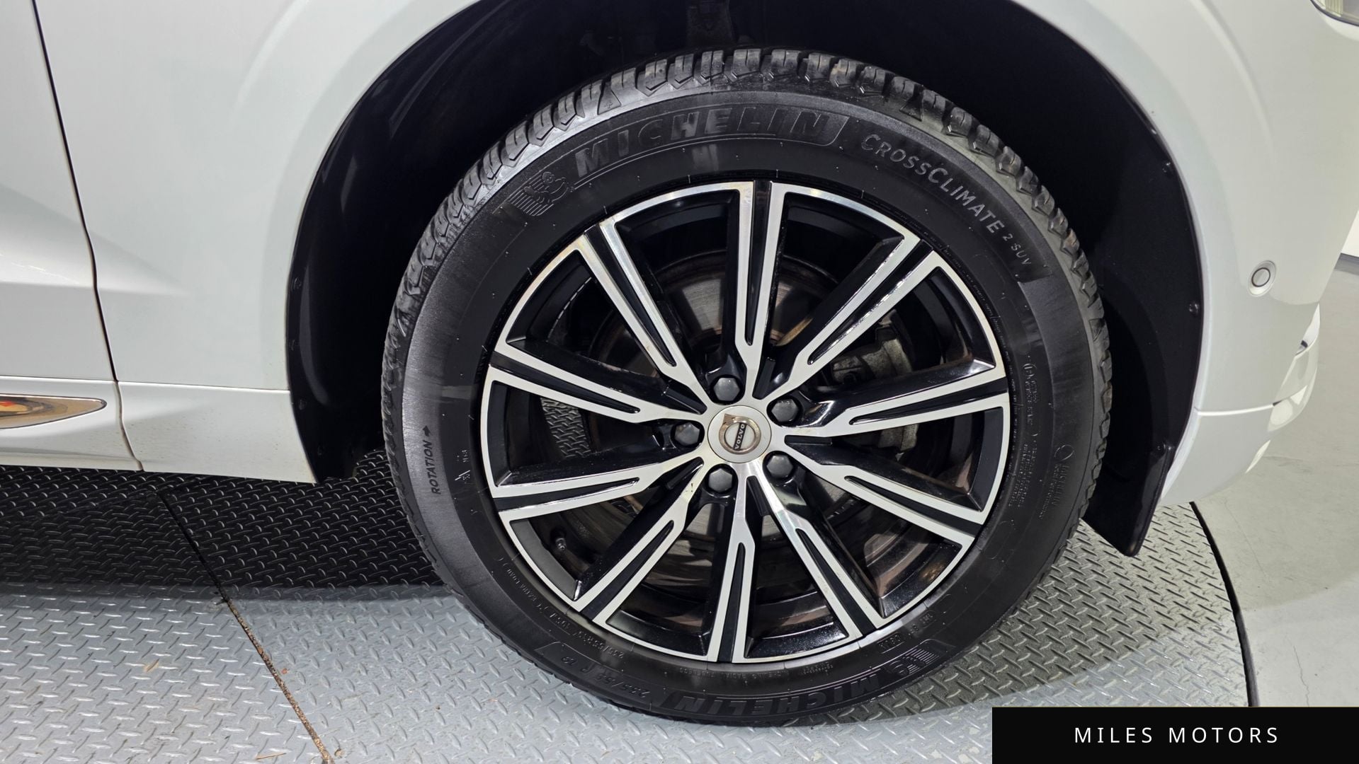Volvo XC60 2021 — миниатюра 5