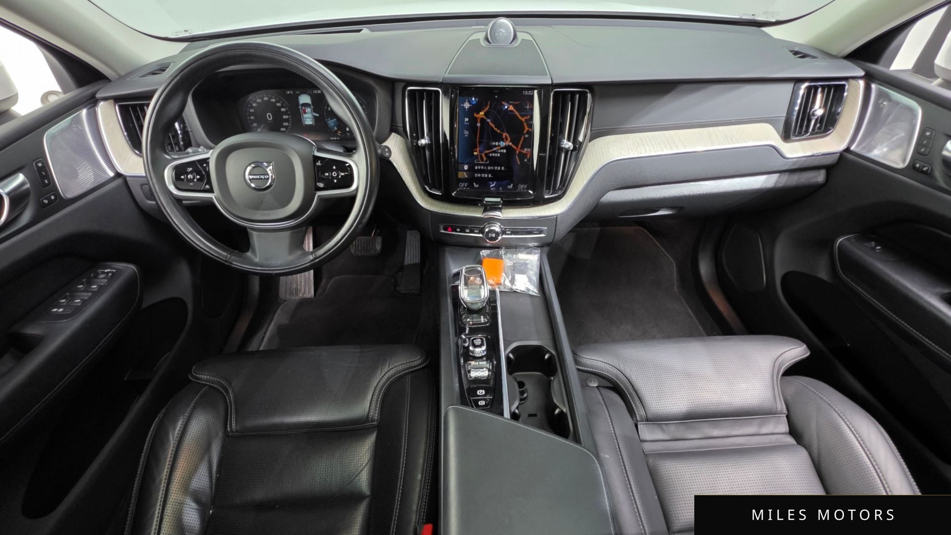 Volvo XC60 2021 — миниатюра 7
