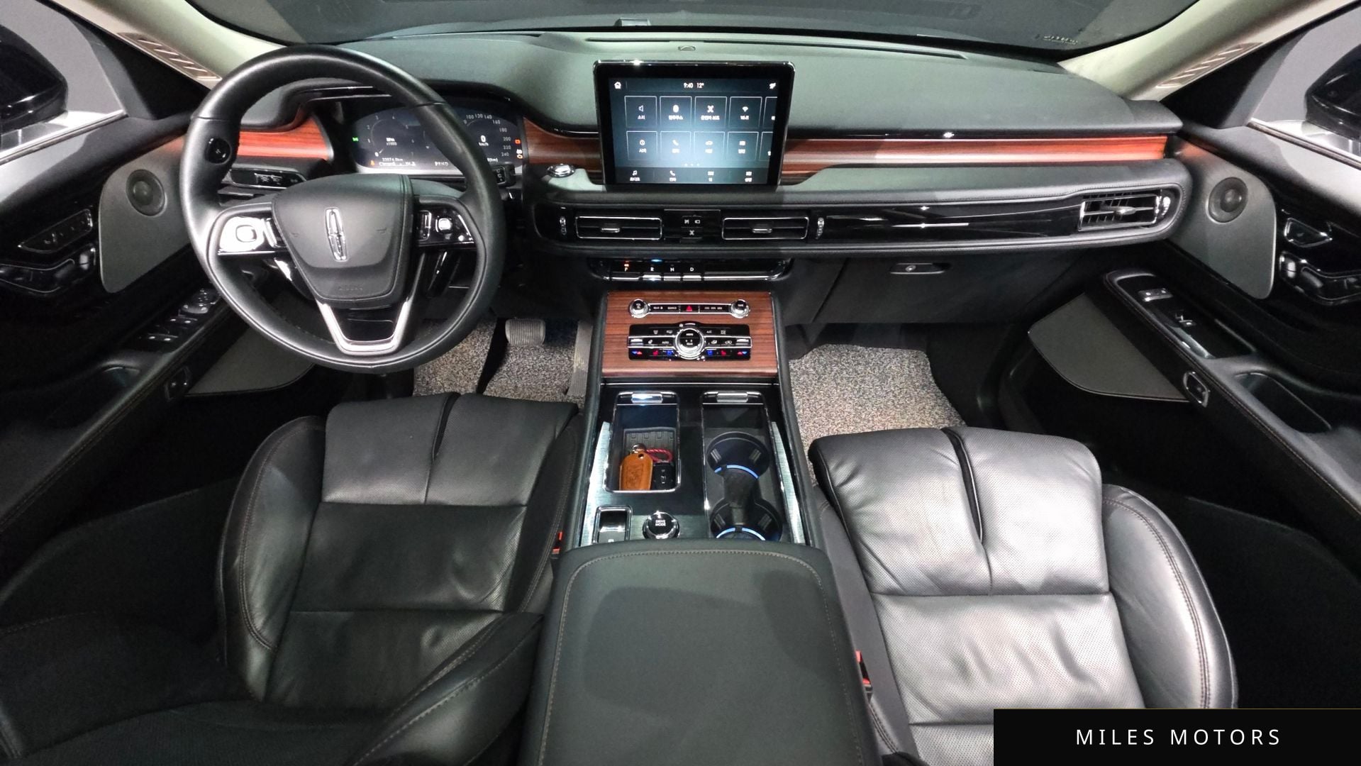 Lincoln Aviator 2021 — миниатюра 7