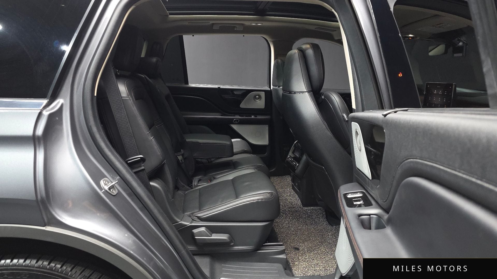 Lincoln Aviator 2021 — миниатюра 12