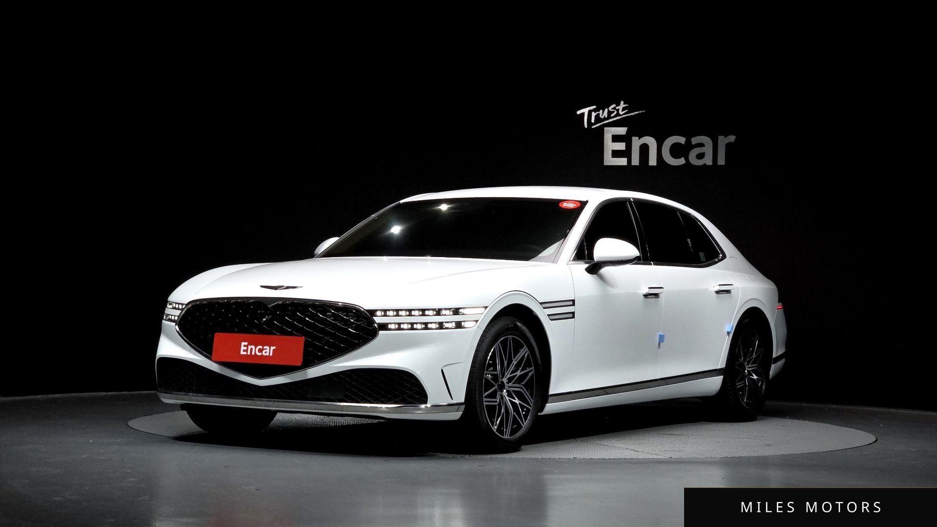 Genesis G90 (RS4) 2023 — фото 1 из 12