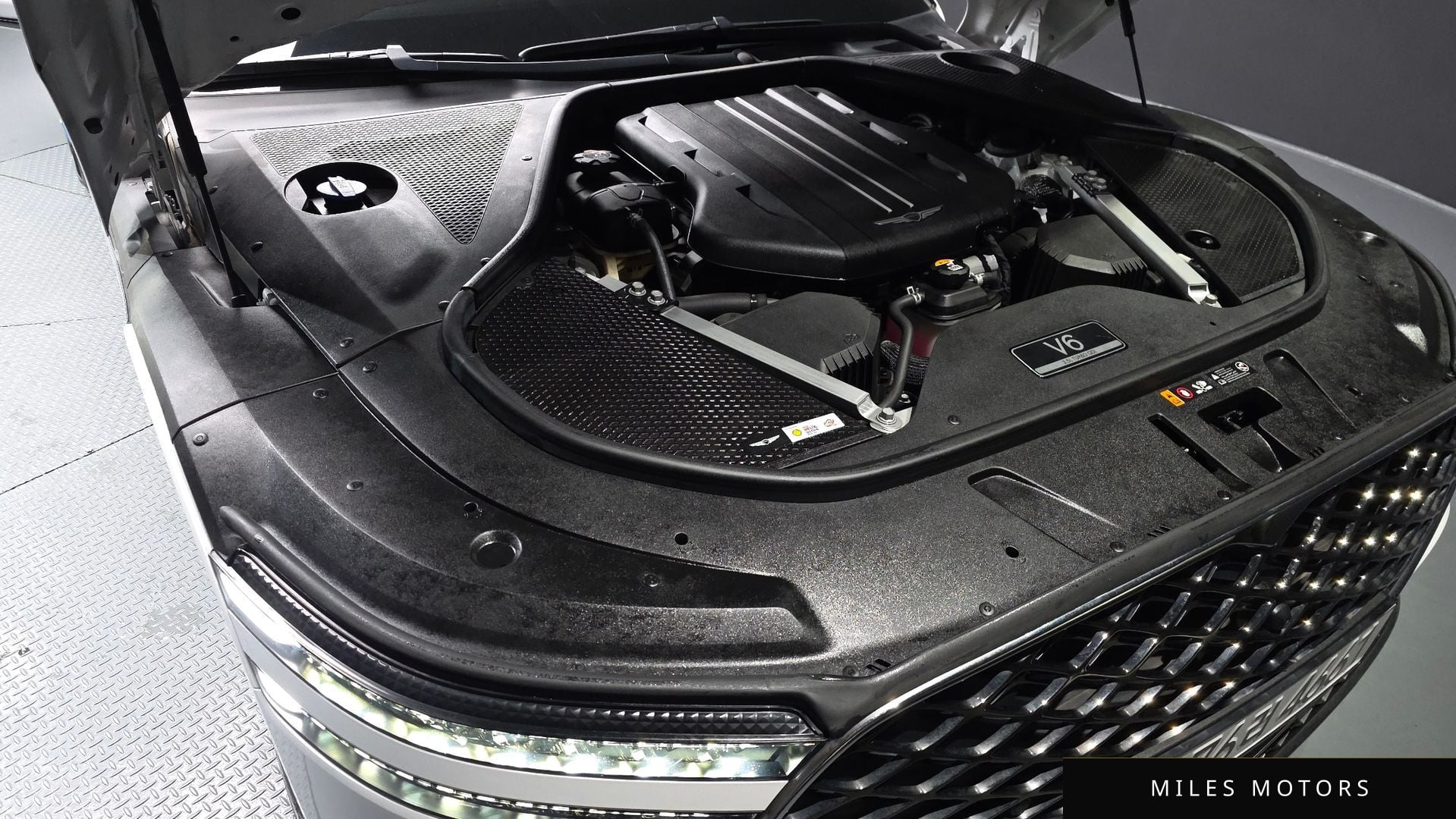 Genesis G90 (RS4) 2023 — миниатюра 6