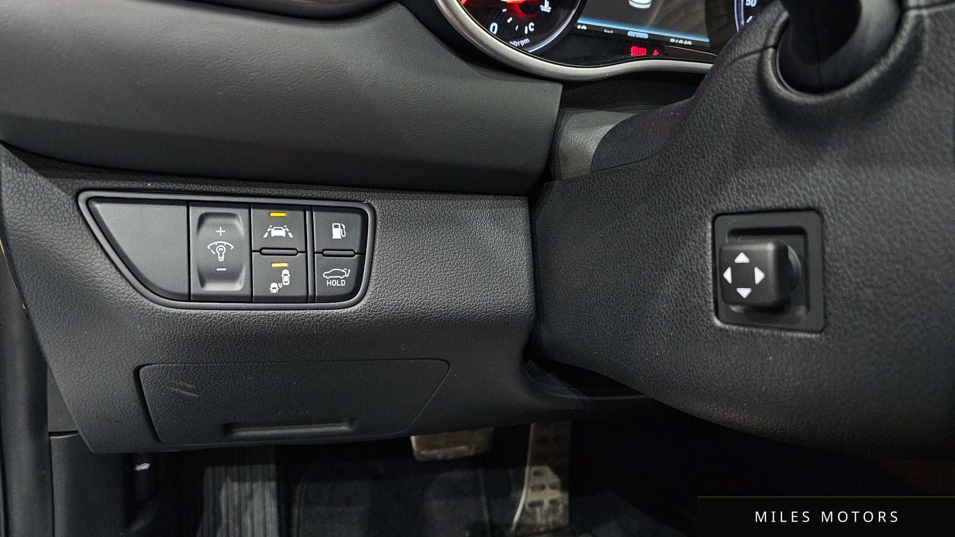 Genesis G70 2019 — миниатюра 16