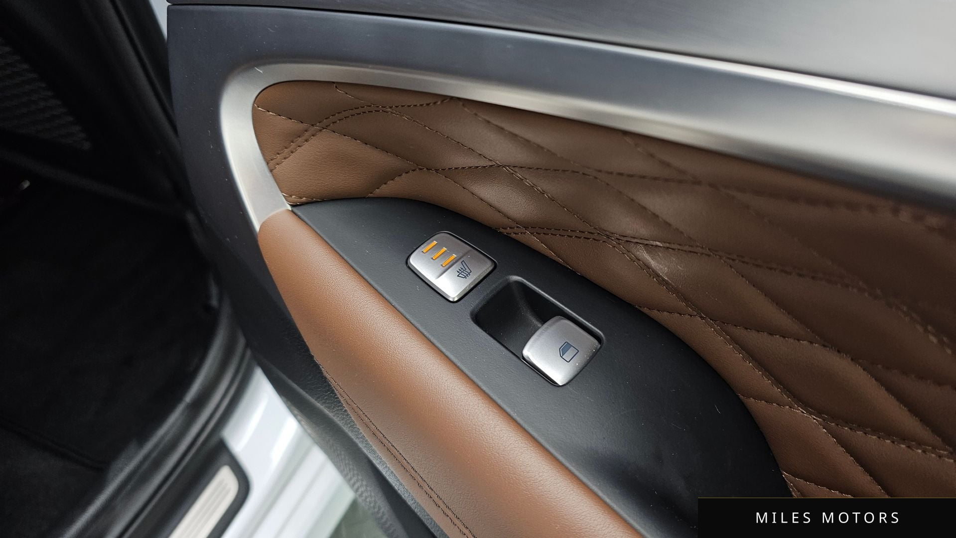Genesis G70 2019 — миниатюра 18