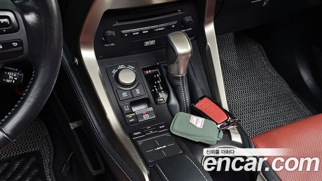 Лексус NX300h 2016 — миниатюра 8