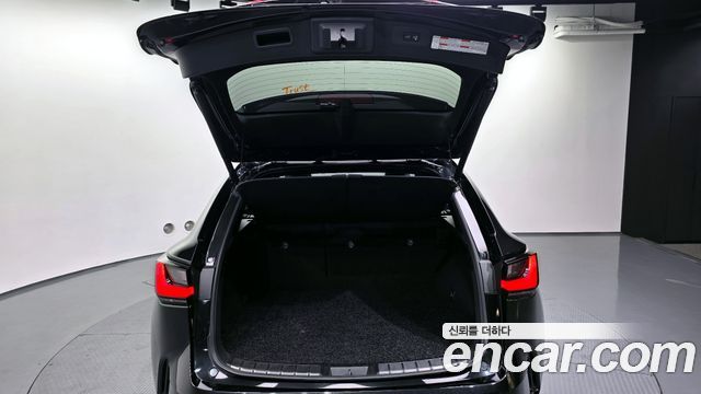 Лексус NX450h+ 2023 — миниатюра 24