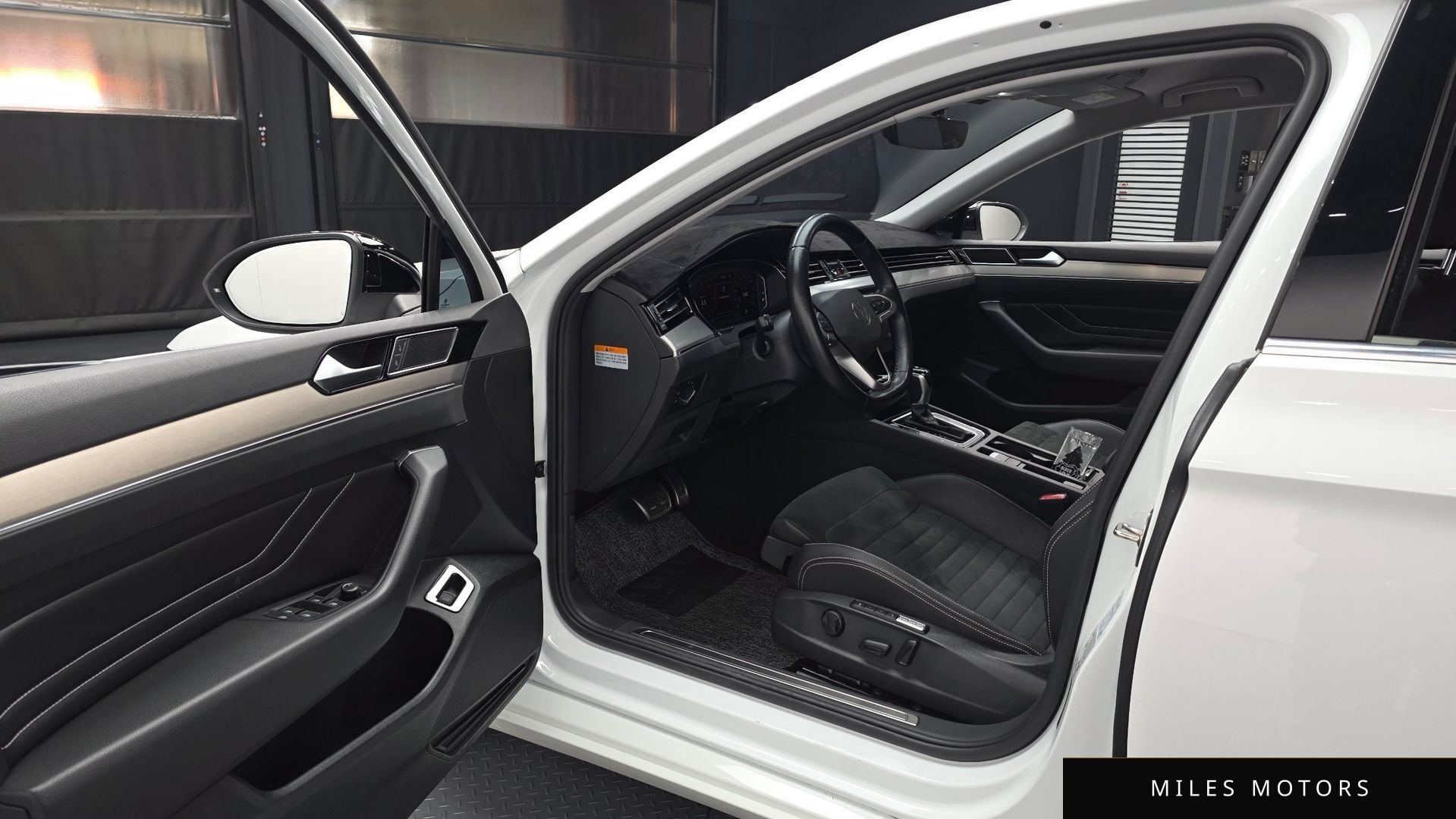 Volkswagen Passat 2022 — миниатюра 10