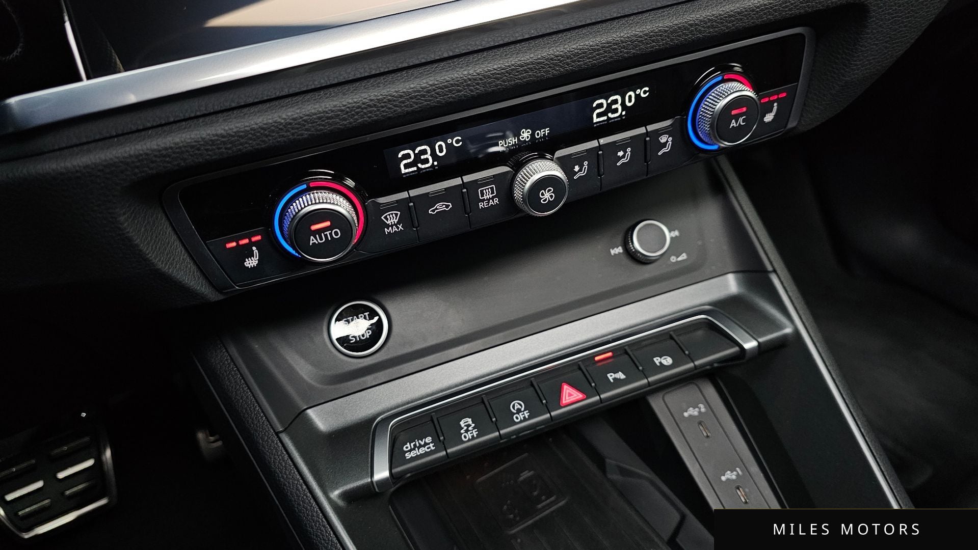 Audi Q3 (F3) 2023 — миниатюра 16