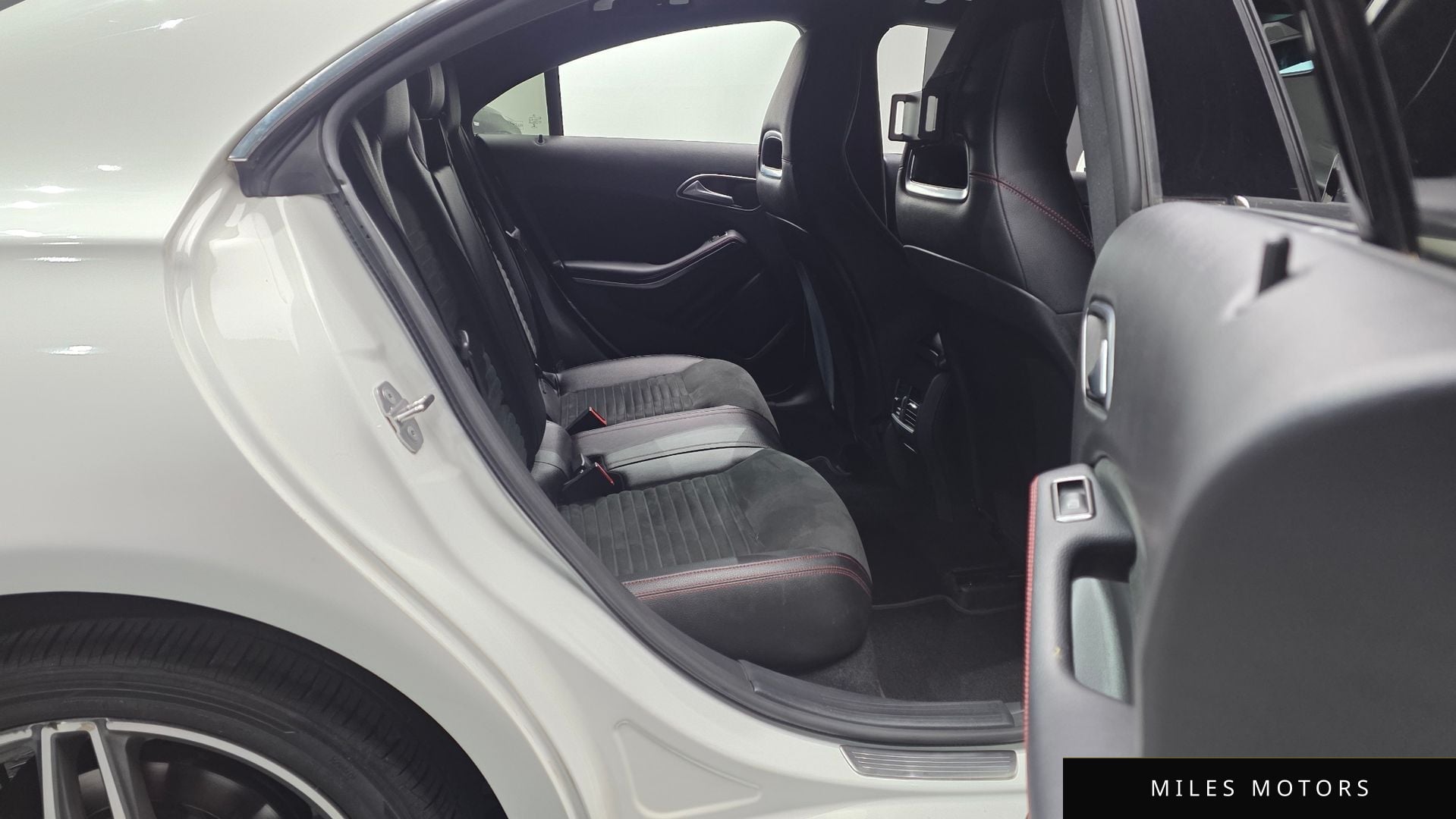 Mercedes-Benz CLA-Class C117 2018 — миниатюра 12