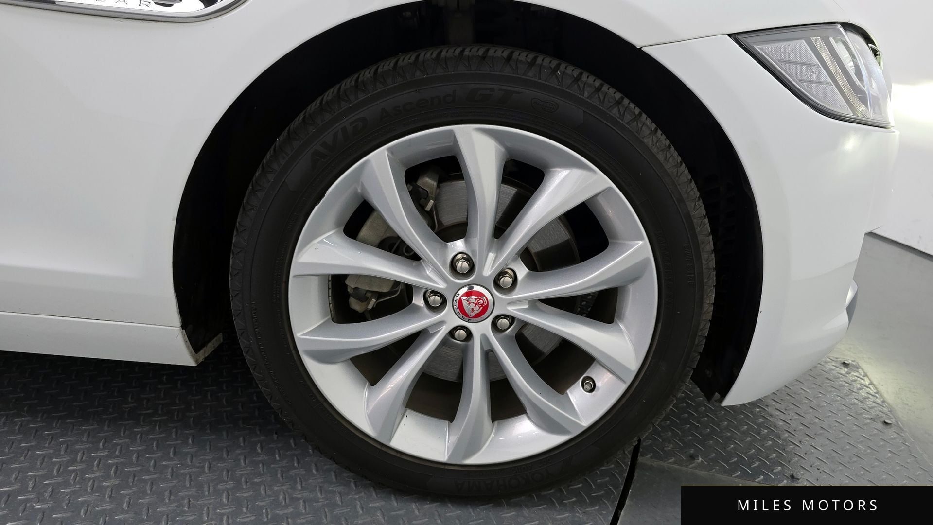Jaguar XF (X260) 2019 — миниатюра 4