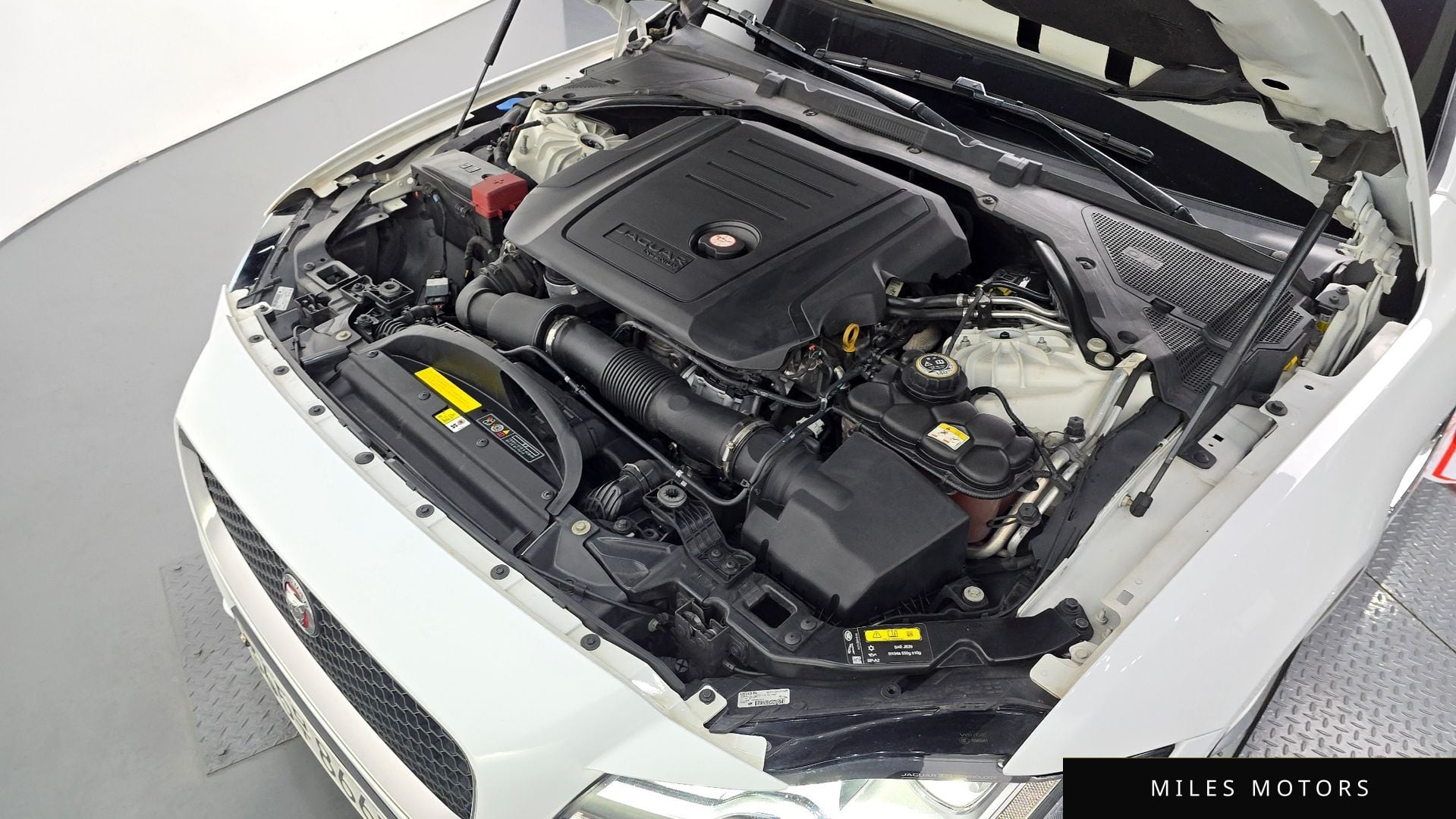 Jaguar XF (X260) 2019 — миниатюра 5