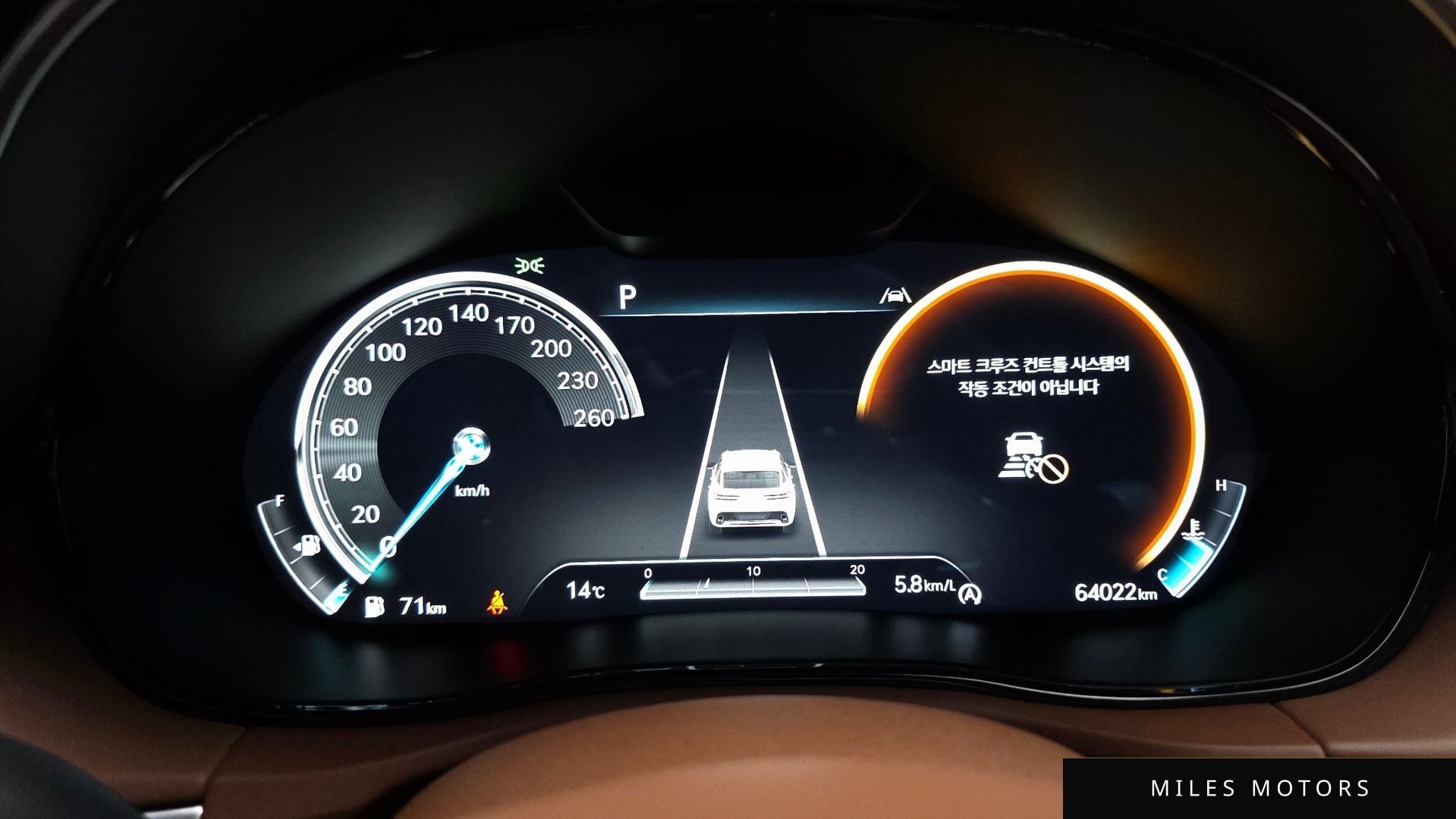 Genesis GV70 2023 — миниатюра 8