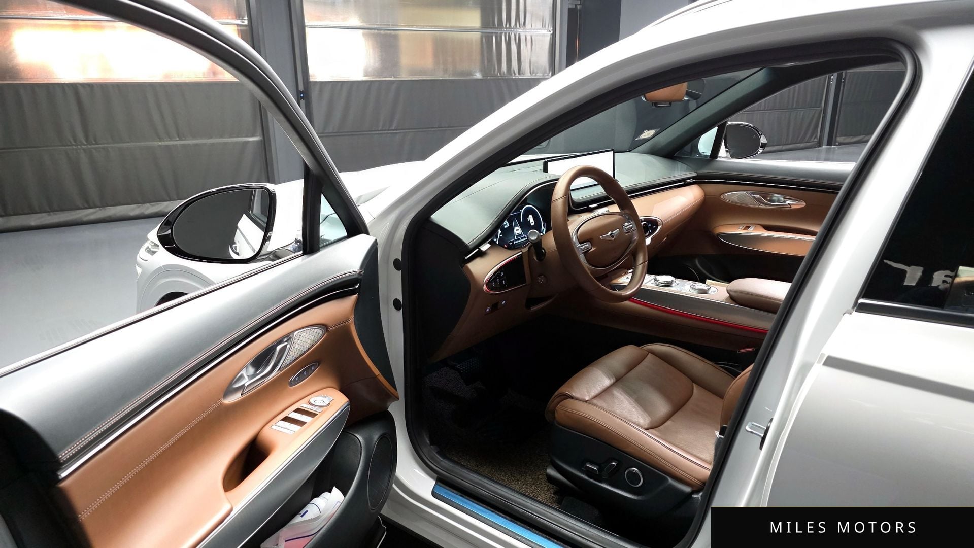 Genesis GV70 2023 — миниатюра 10