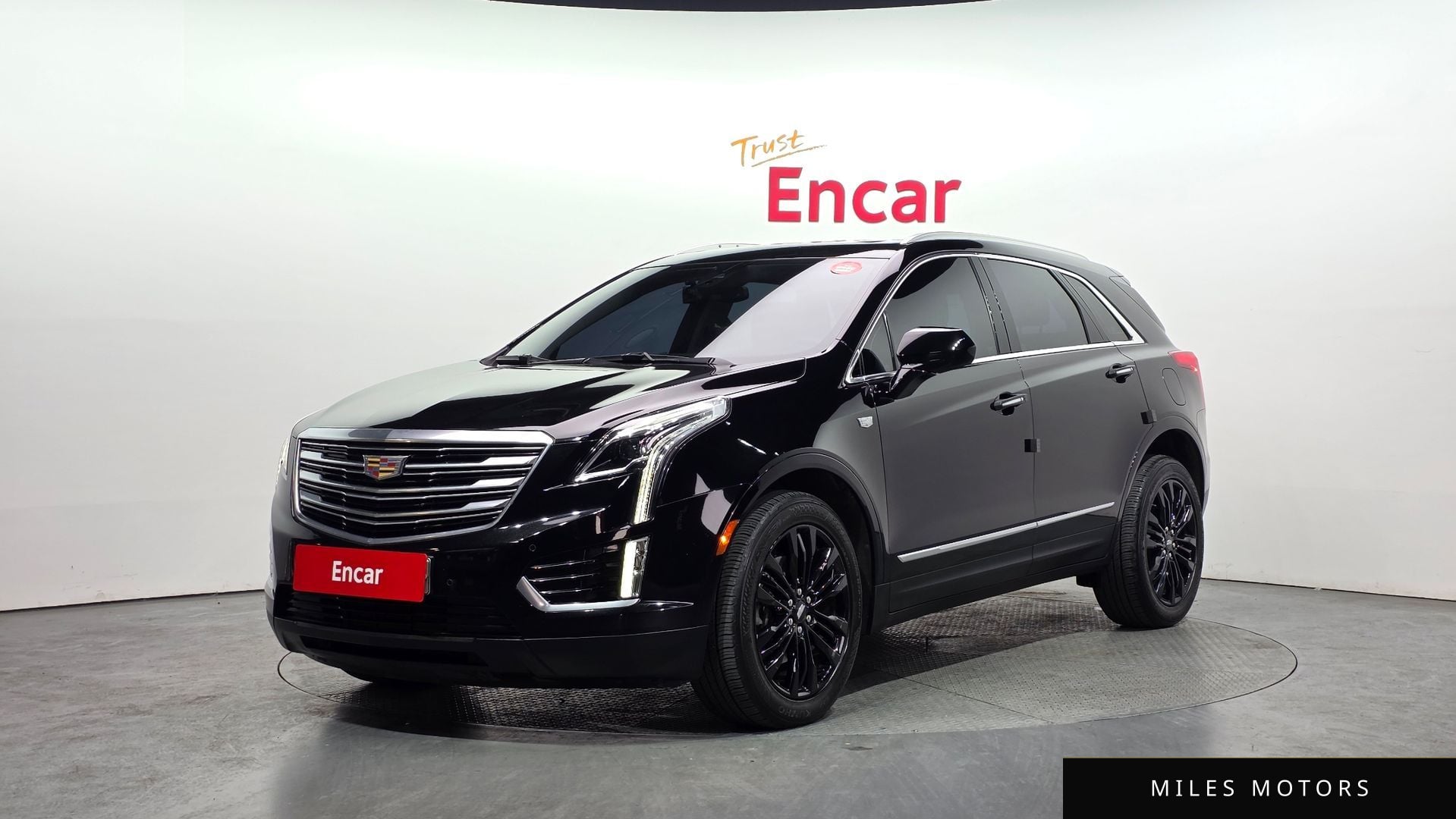 Cadillac XT5 2018 — фото 1 из 12