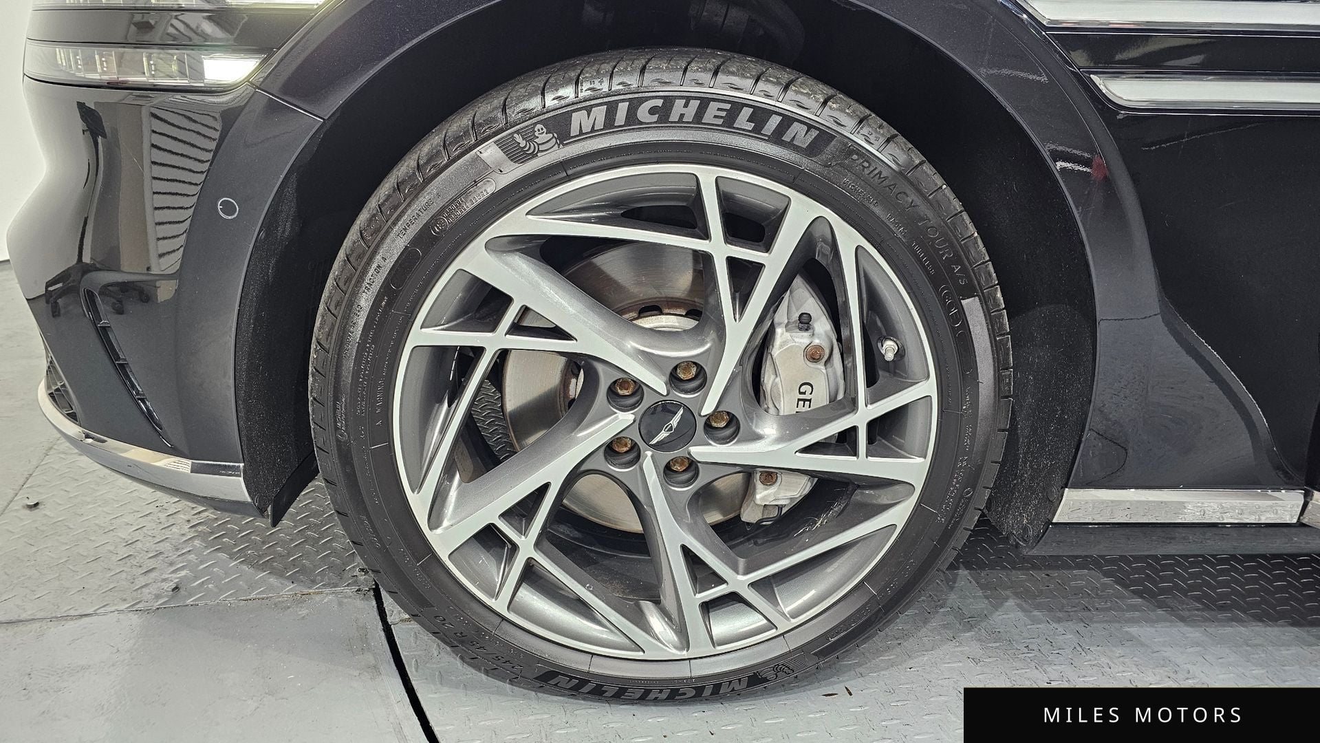 Genesis G90 (RS4) 2022 — миниатюра 5