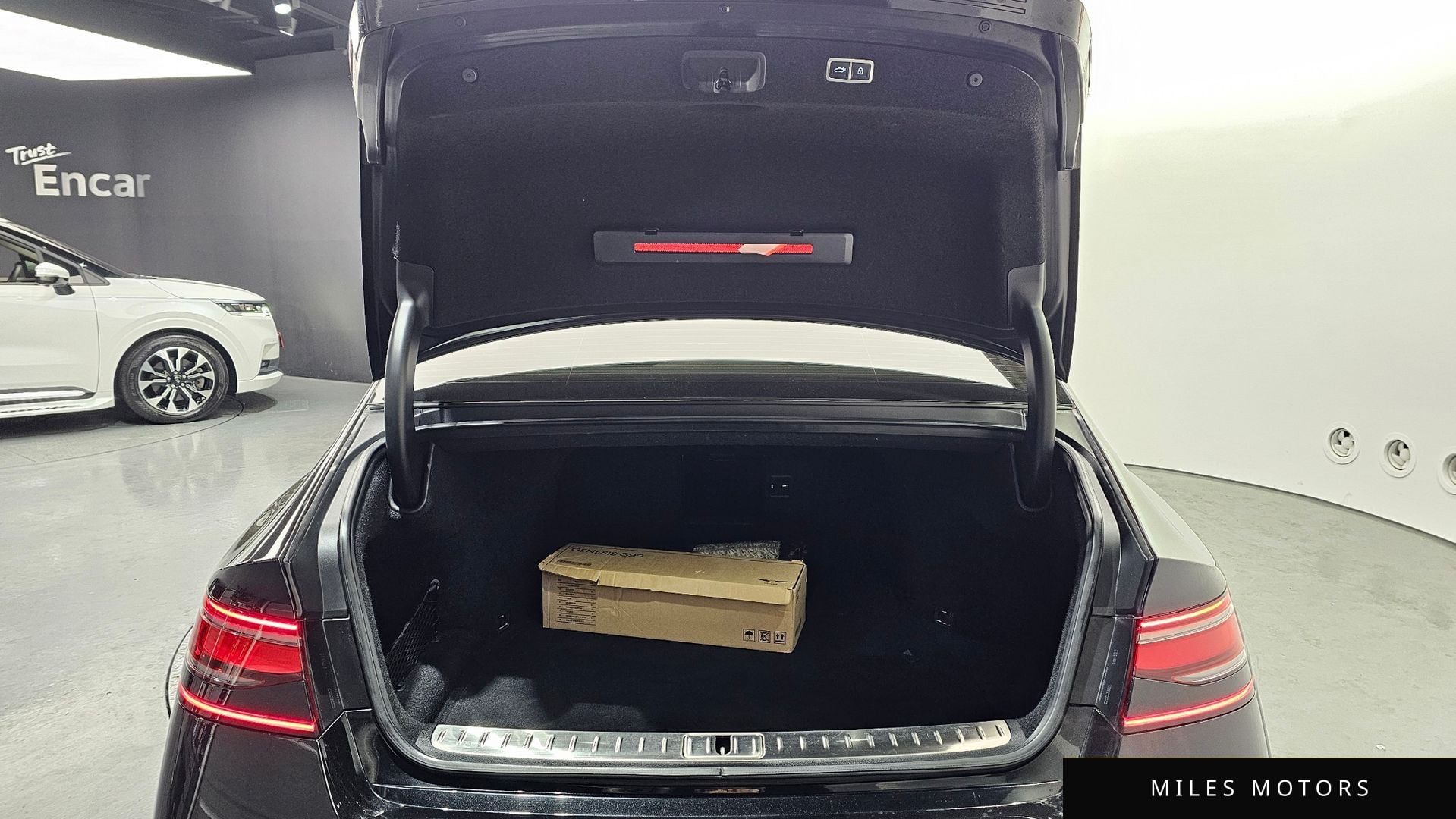 Genesis G90 (RS4) 2022 — миниатюра 20