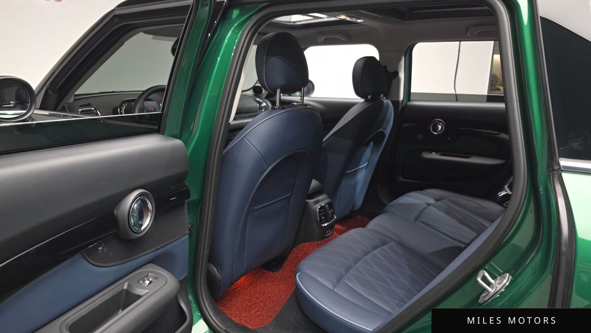 MINI Clubman 2023 — миниатюра 11