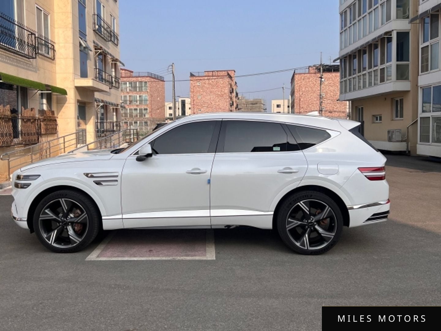 Genesis GV80 2025 — миниатюра 2