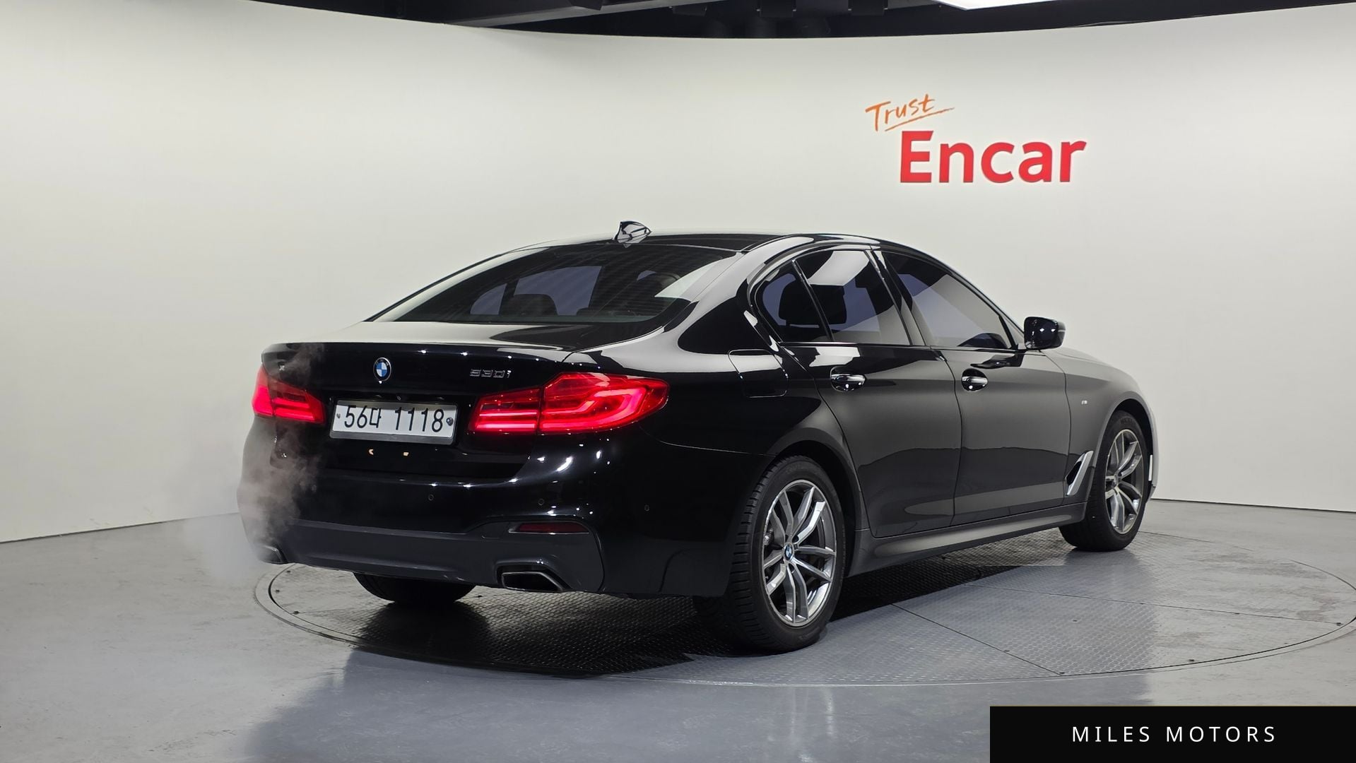 BMW 5 Series (G30) 2017 — миниатюра 2