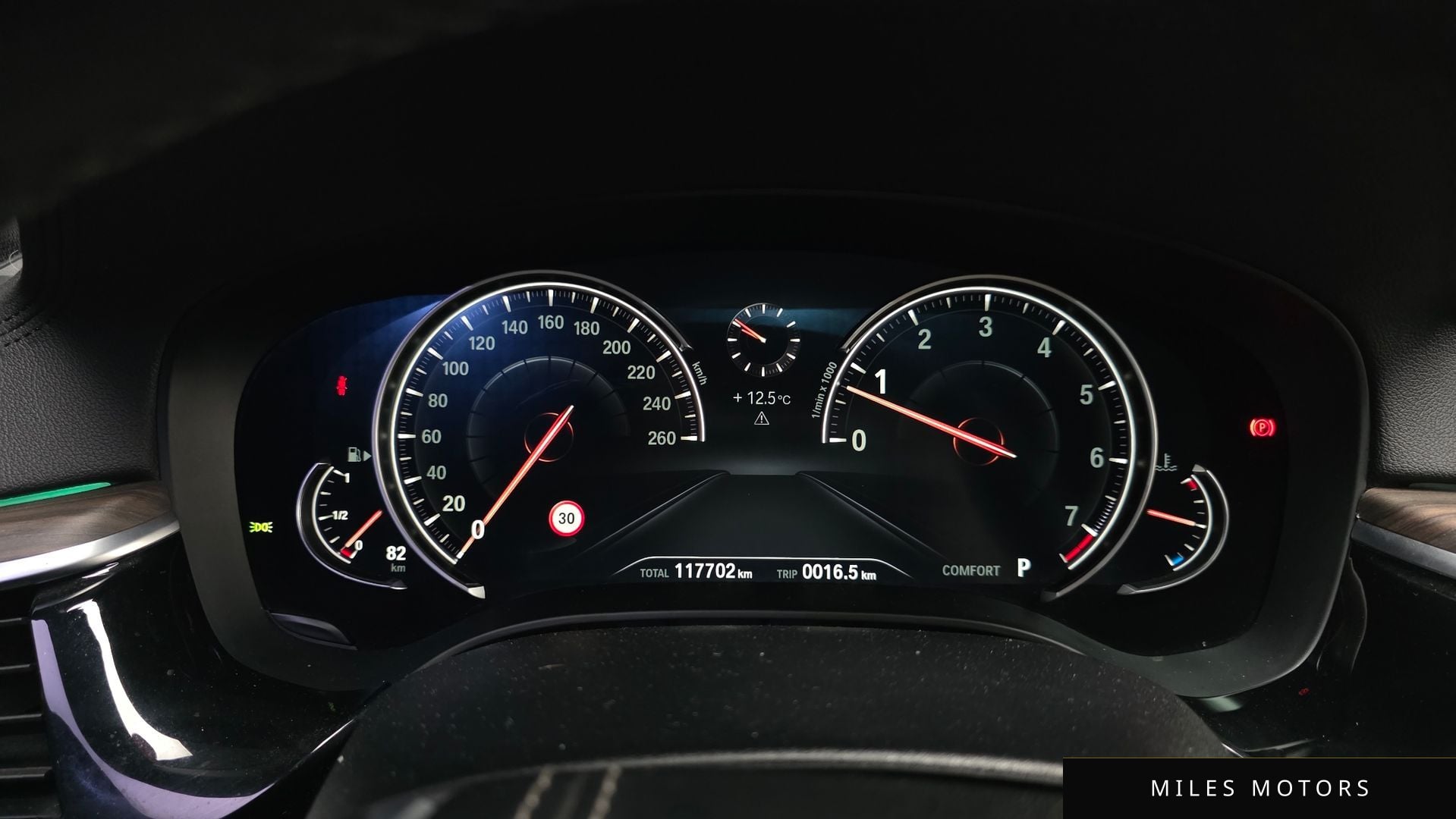 BMW 5 Series (G30) 2017 — миниатюра 8