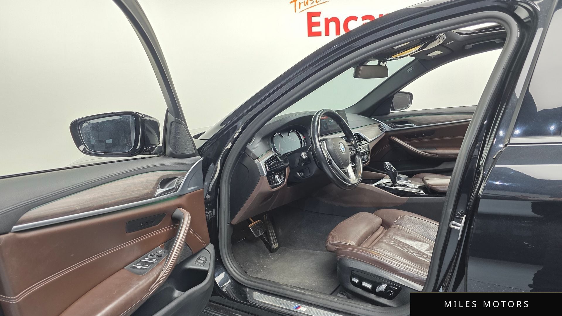BMW 5 Series (G30) 2017 — миниатюра 13