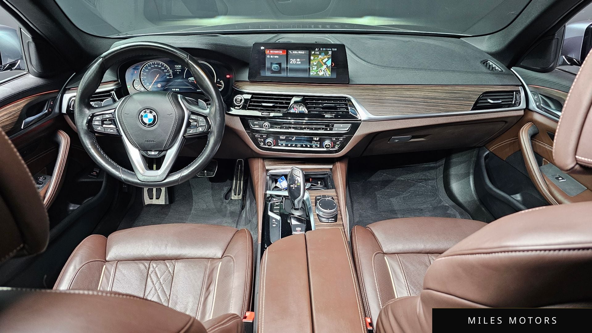 BMW 5 Series (G30) 2018 — миниатюра 7