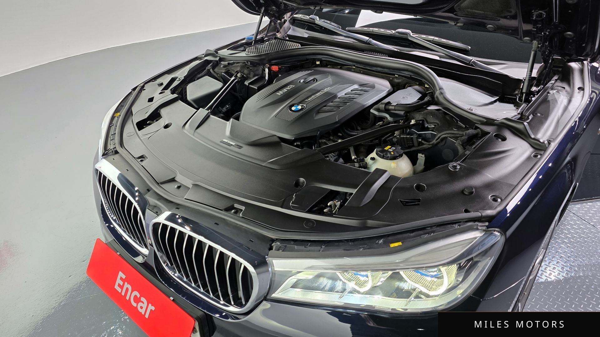 BMW 7 Series (G11) 2018 — миниатюра 6