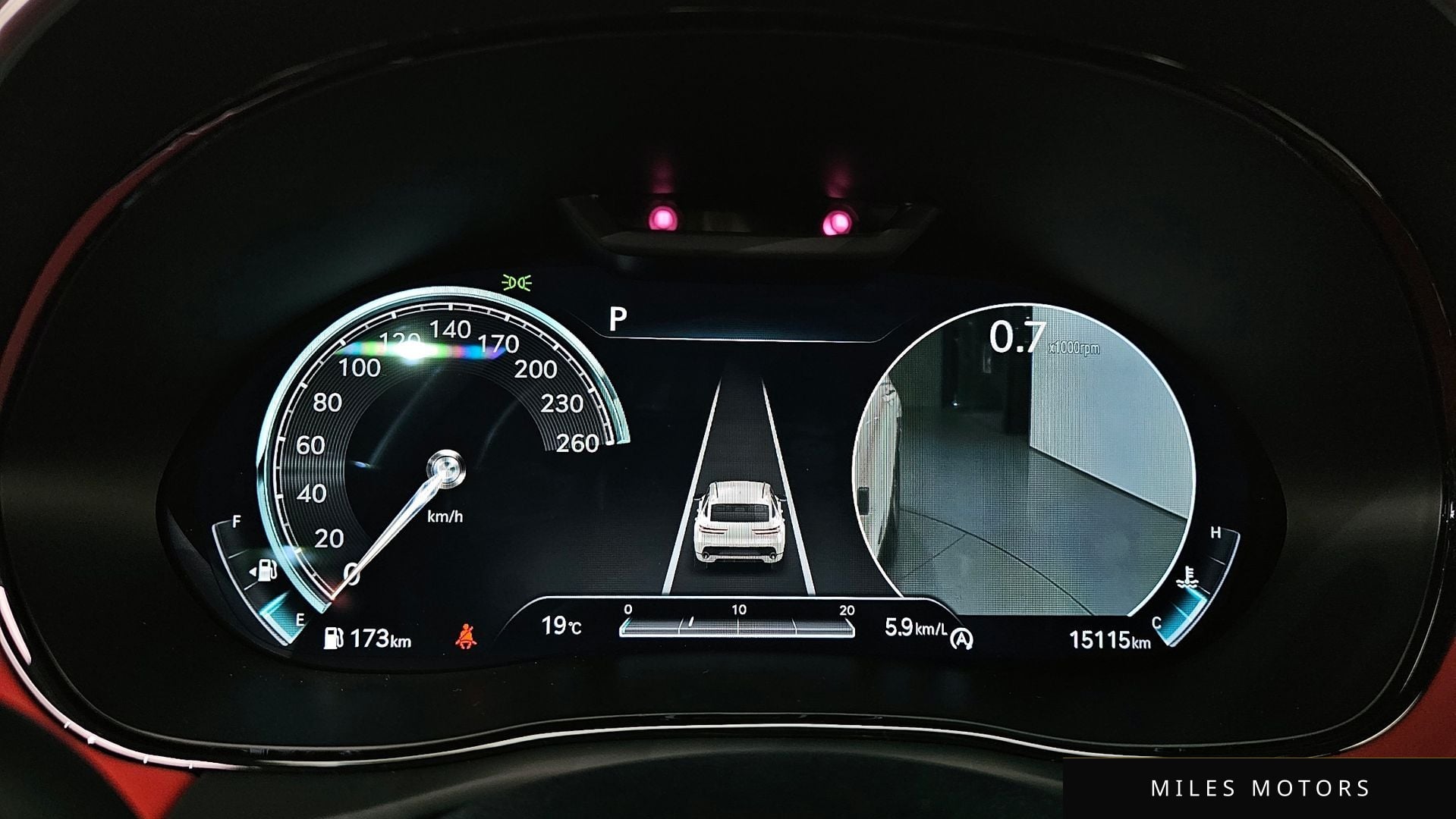 Genesis GV70 2023 — миниатюра 8