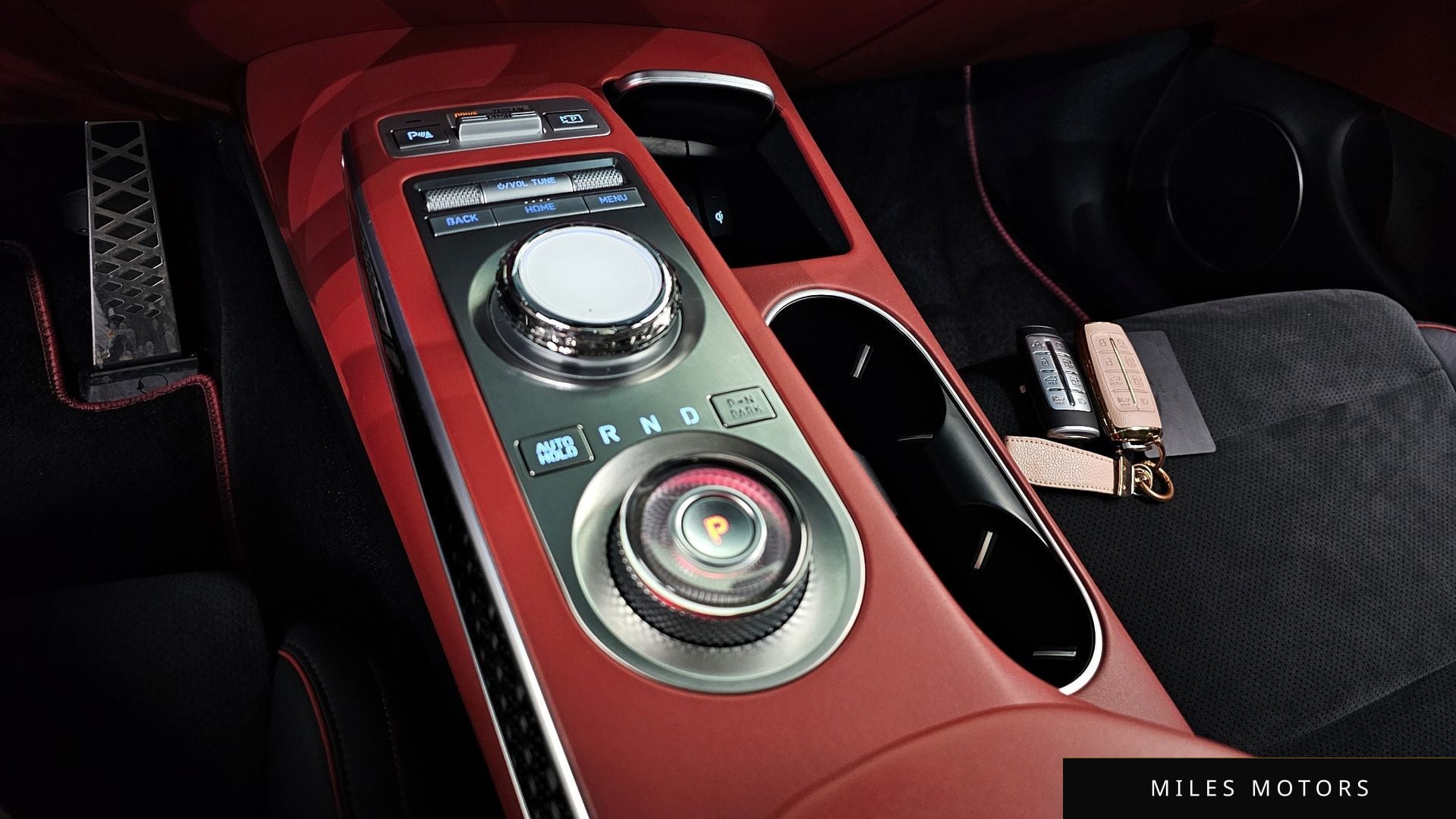 Genesis GV70 2023 — миниатюра 9