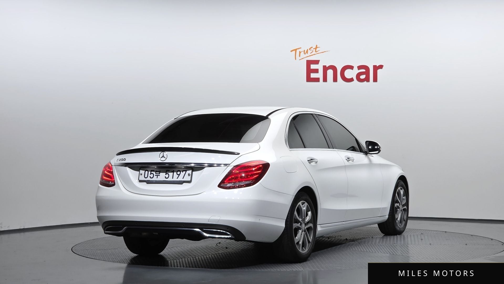Mercedes-Benz C-Class W205 2017 — миниатюра 2